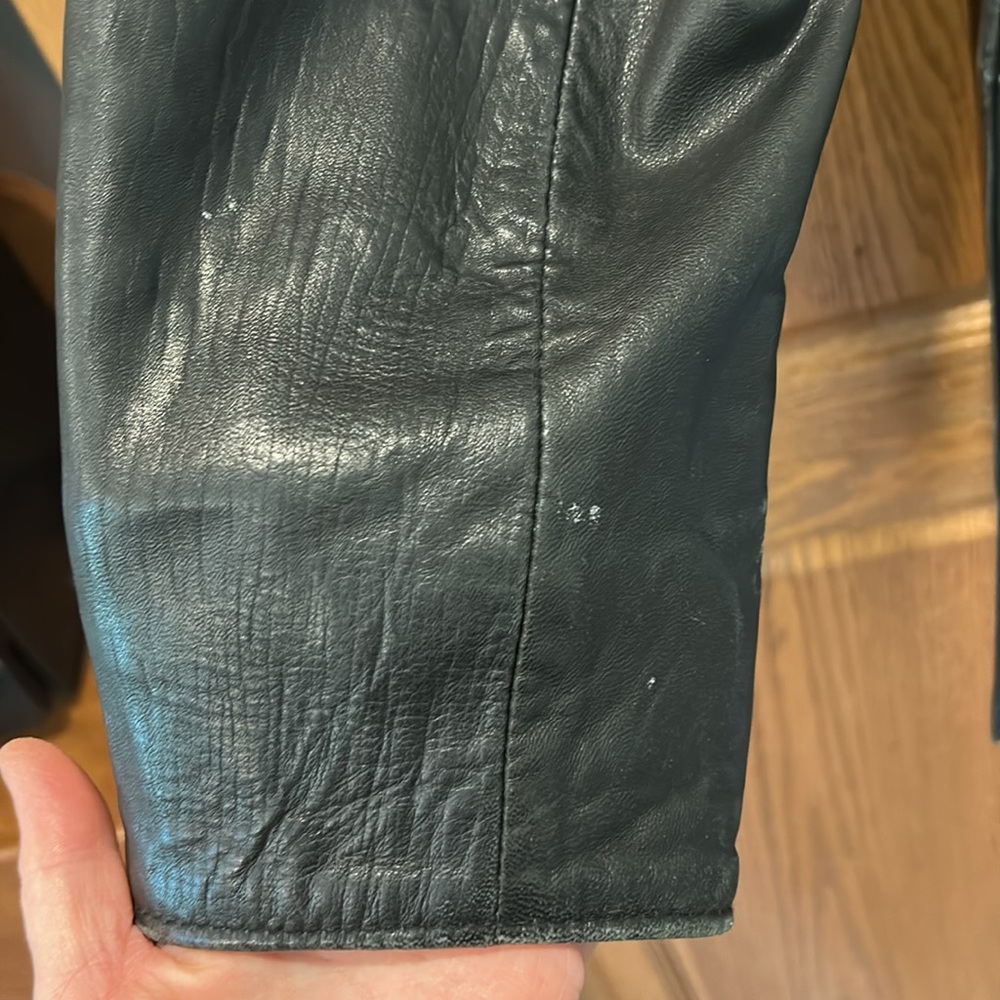 Women's Black Leather Jacket - Picture 6 of 14